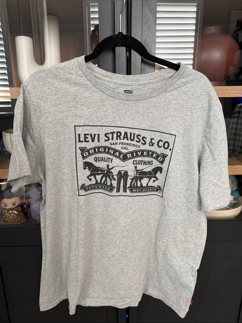 Levi's Gray Graphic Short Sleeve T-Shirt